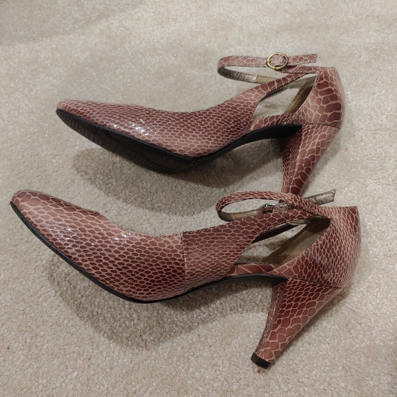 Sam & Libby brown snakeskin heels - Picture 6 of 10